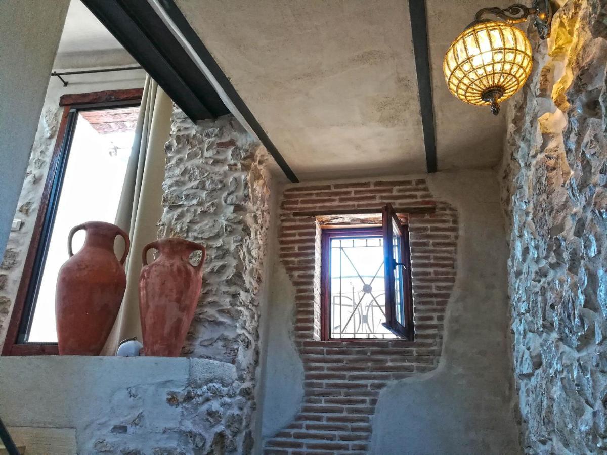 B&B Milleunapietra Romantic Guest House Ausonia Екстериор снимка