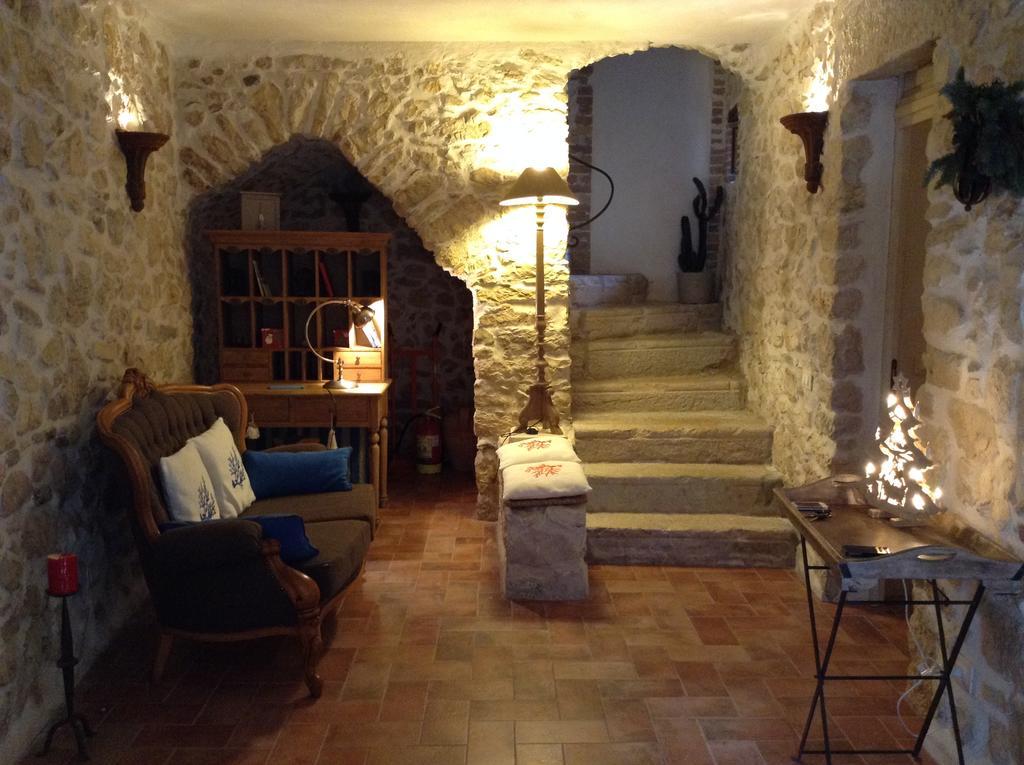 B&B Milleunapietra Romantic Guest House Ausonia Екстериор снимка