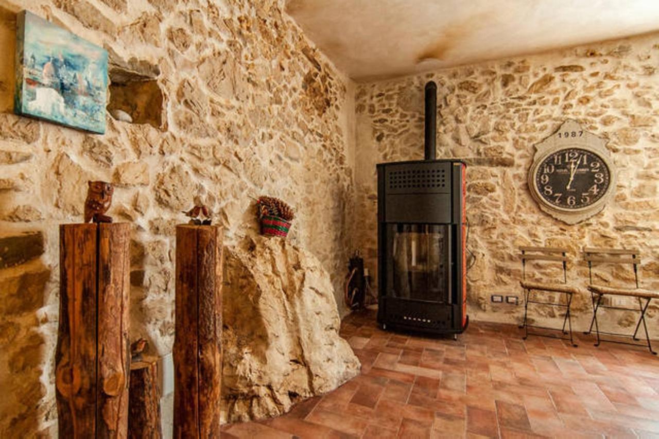 B&B Milleunapietra Romantic Guest House Ausonia Екстериор снимка