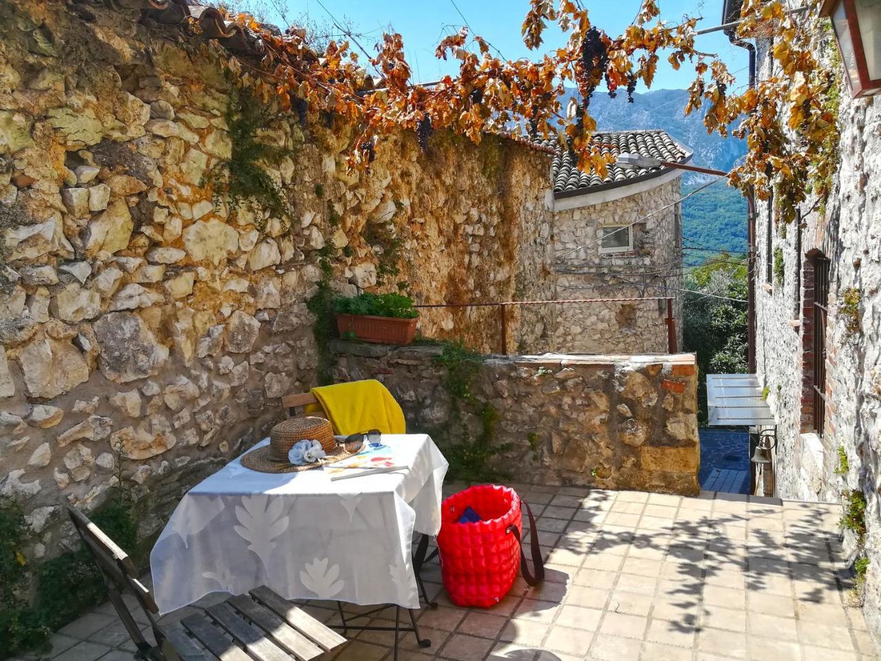 B&B Milleunapietra Romantic Guest House Ausonia Екстериор снимка